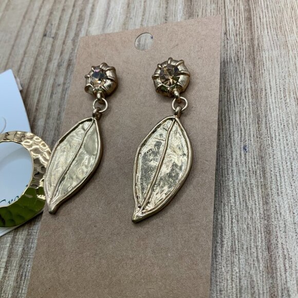 Coldwater Creek Bundle Gold Tone Dangling Earrings - Picture 3 of 5